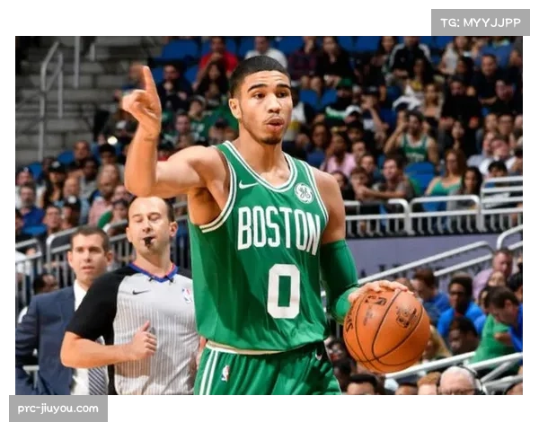 荷兰青春风暴席卷预选赛 西蒙斯马伦展现速度优势